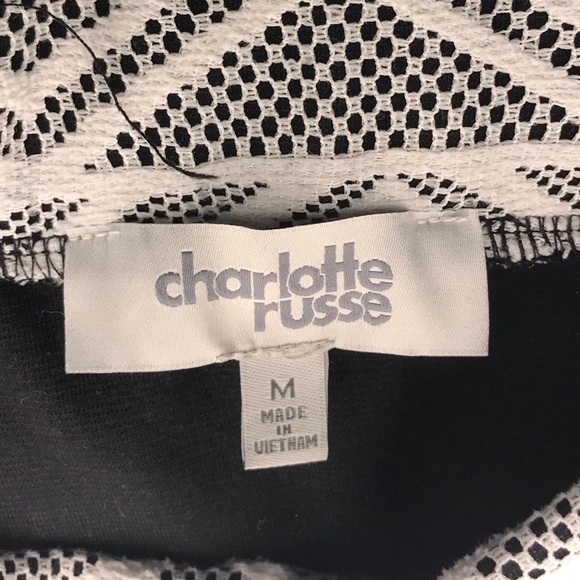 Geometric Patterned Shorts - Picture 3 of 3